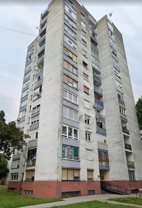 Studio Apartman Luna Karlovac Exteriér fotografie